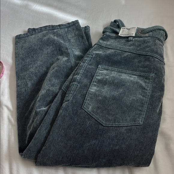 We the Free Blue Moxie Flocked Pull-On Barrel Jeans size 28 NWOT - Picture 11 of 11